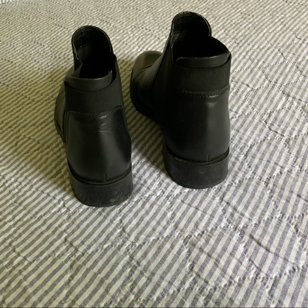 Topshop Classic Chelsea Boot - Picture 5 of 5